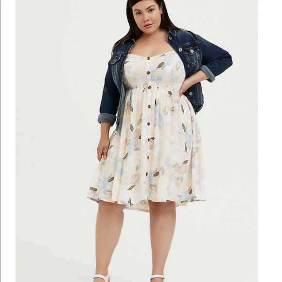 torrid Dresses & Skirts - NEW TORRID LIGHT PINK 🌸 CHALLIS DRESS w/ pockets
